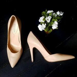 ⚘ Guess Nude Heels